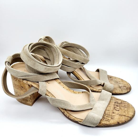 Gianvito Rossi Janis Beige Suede Wrap-Around Sandals Women's Size 7 (US) 37.5 - Picture 2 of 10